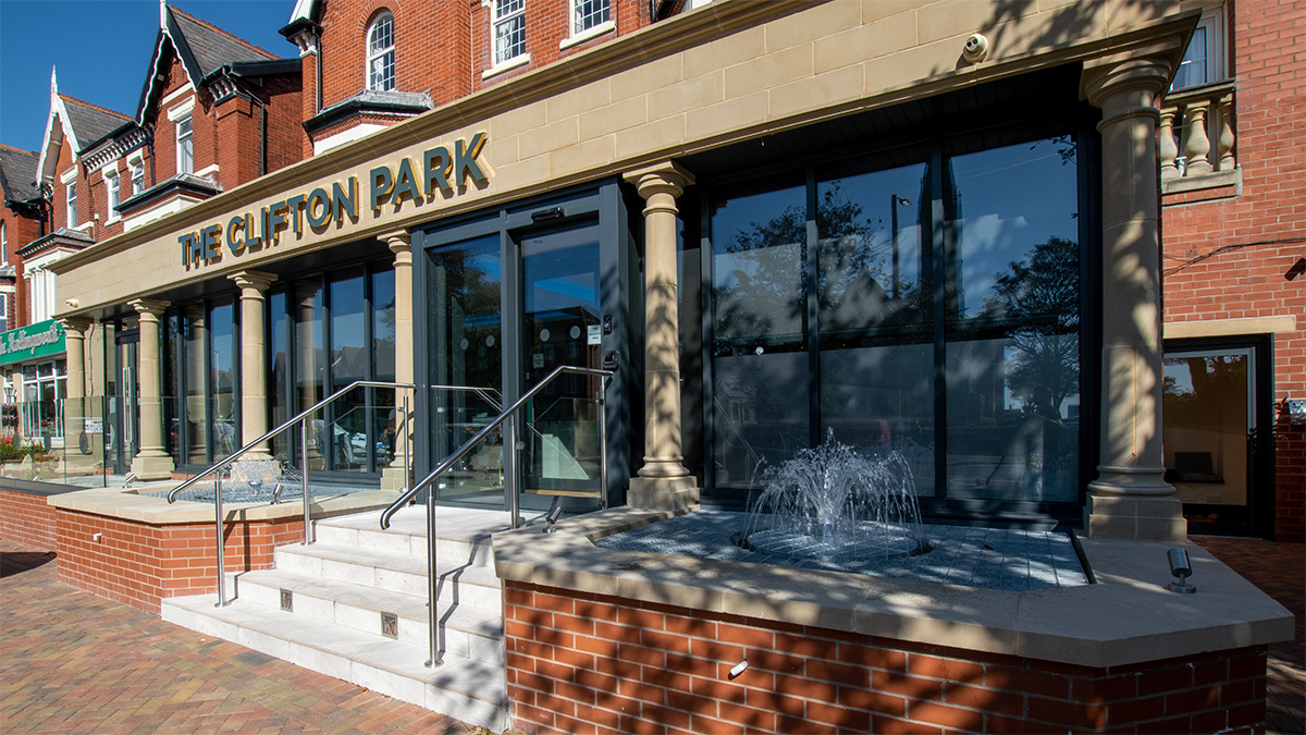 aluminium-shopfronts