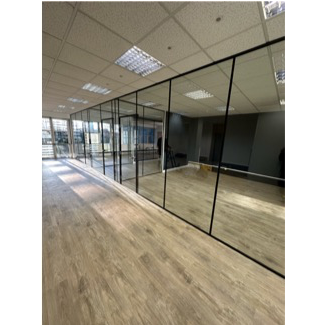 frameless-glass-shopfronts